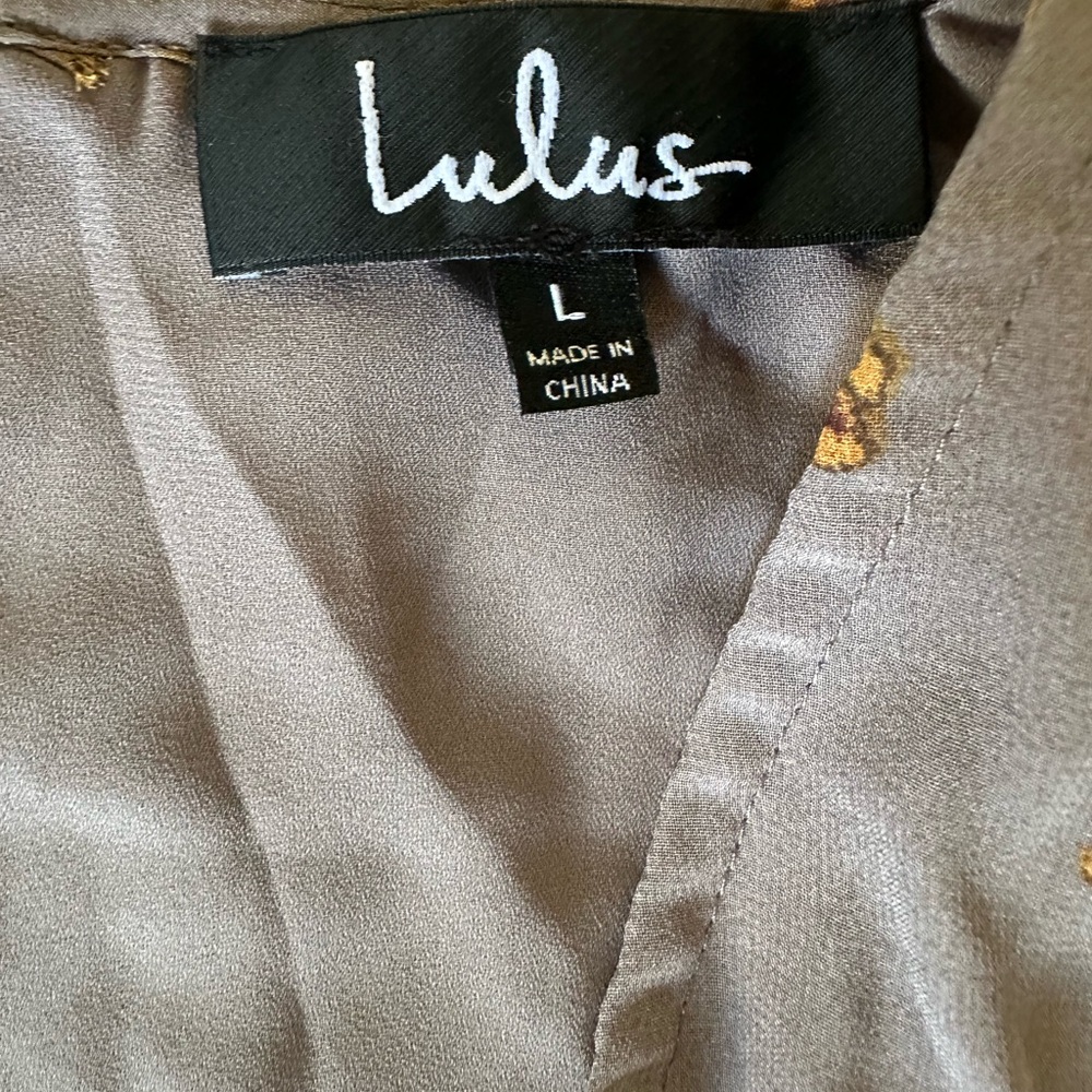 Lulu’s Fine and Dandelion Grey Floral Print Romper - Picture 13 of 15